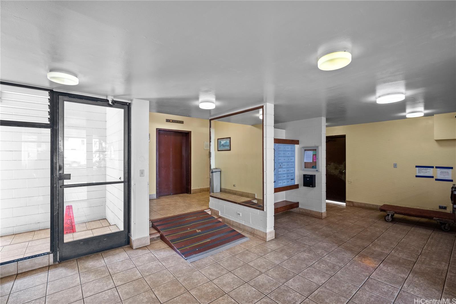 Mountain View Terrace condo # A419, Kaneohe, Hawaii - photo 3 of 22