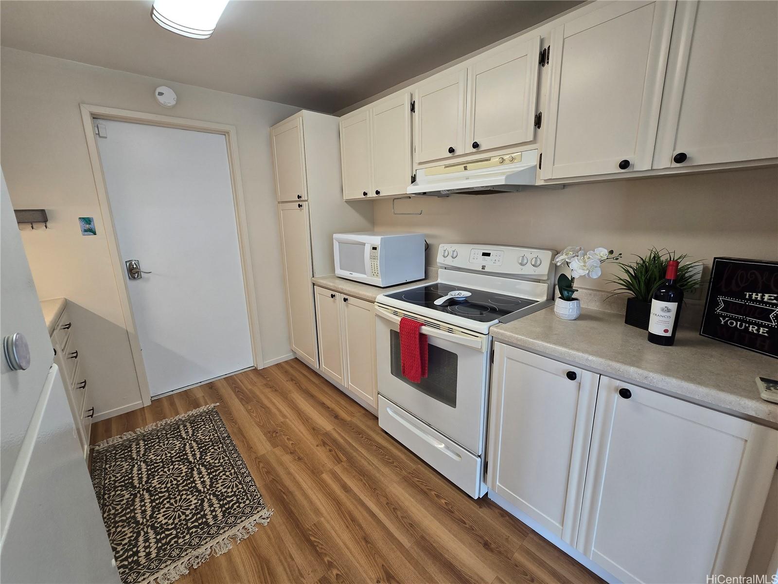 46-282  Ahui Nani Place Alii Bluffs, Kaneohe home - photo 4 of 14