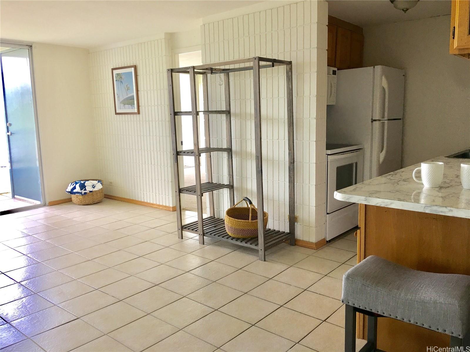 46-283 Kahuhipa St Kaneohe - Rental - photo 7 of 24