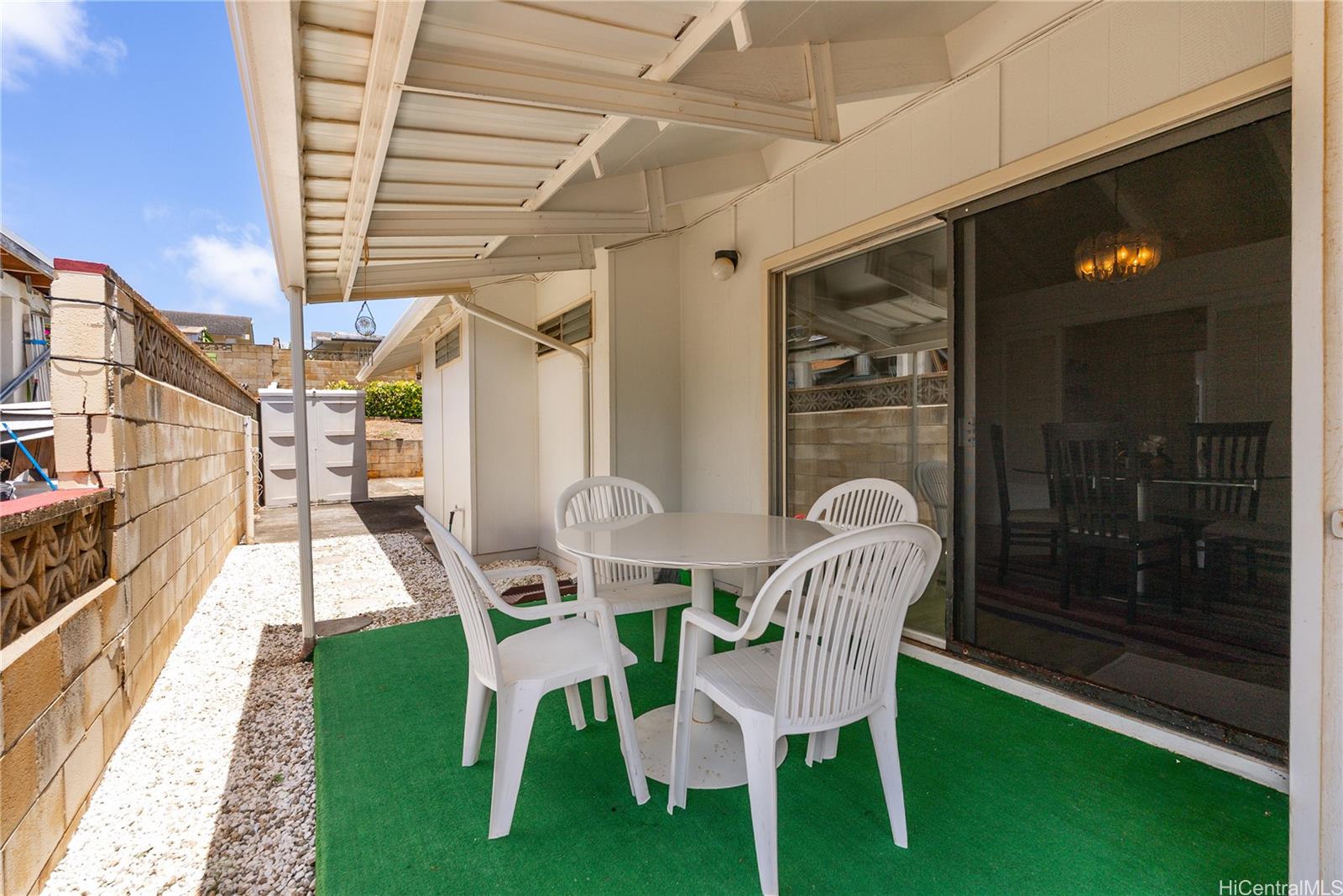 463  Kaleimamahu Street Koko Head Terrace, Hawaii Kai home - photo 15 of 19