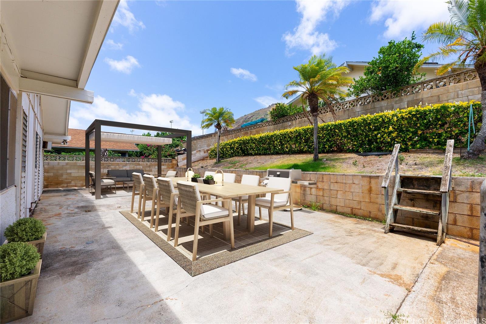 463  Kaleimamahu Street Koko Head Terrace, Hawaii Kai home - photo 18 of 19