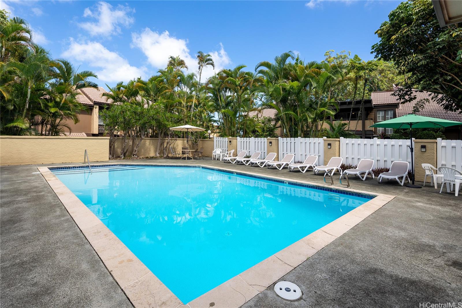 Haiku Gardens condo # 4A1, Kaneohe, Hawaii - photo 19 of 20