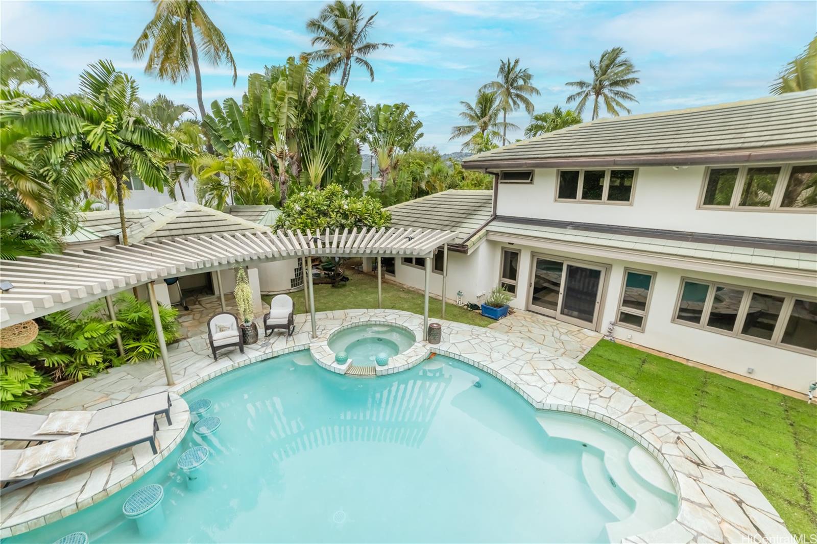 4640  Aukai Ave Kahala Area, Diamond Head home - photo 21 of 25