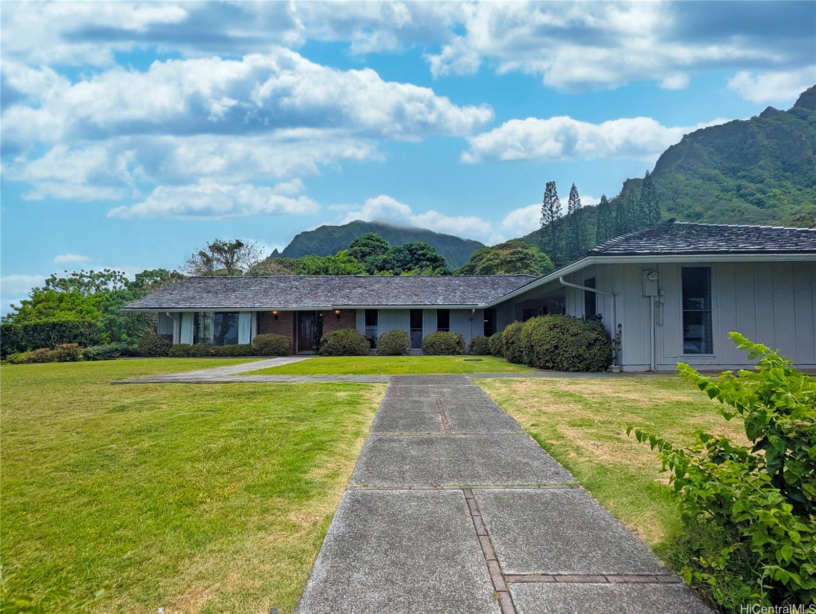 46-426  Hololio Street Haiku Plantation, Kaneohe home - photo 2 of 25