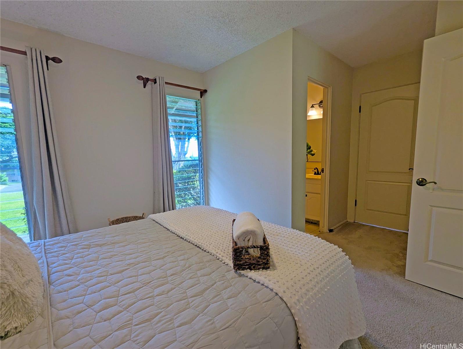 46-426  Hololio Street Haiku Plantation, Kaneohe home - photo 21 of 25