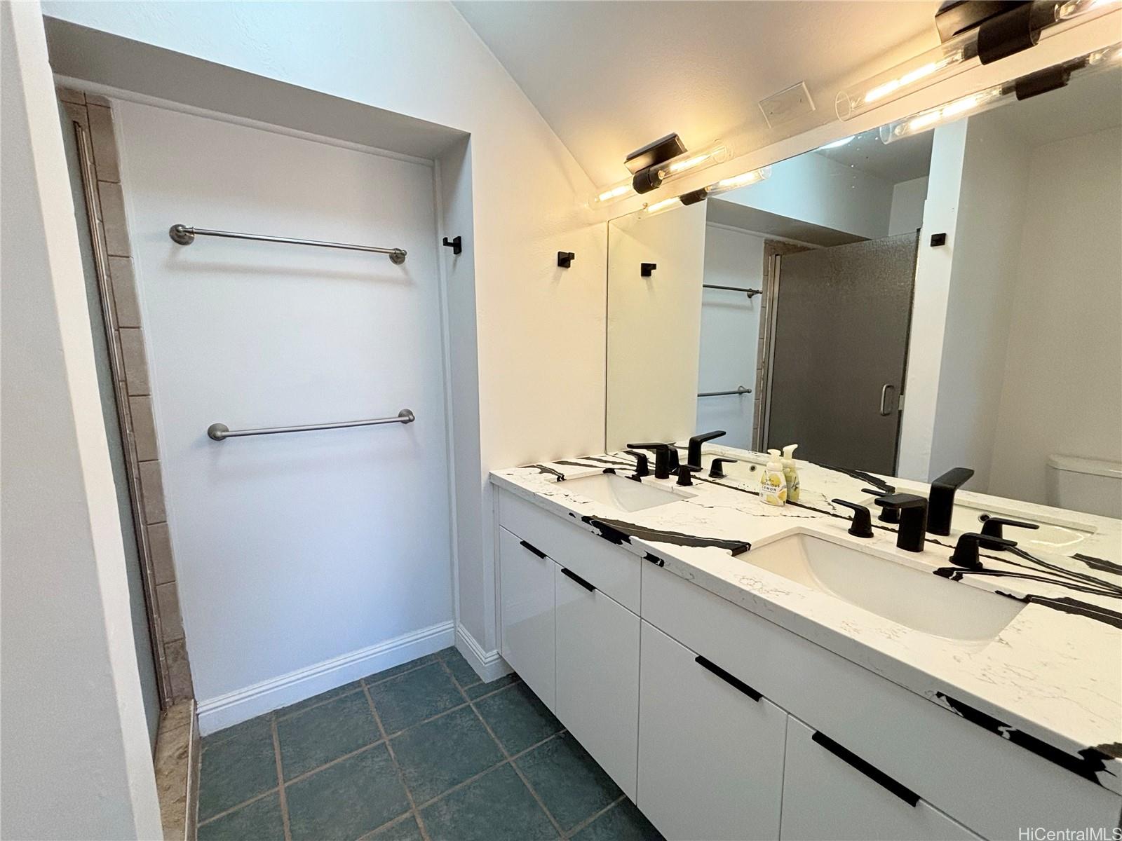 46-44 Puulena Street townhouse # 812, Kaneohe, Hawaii - photo 9 of 24