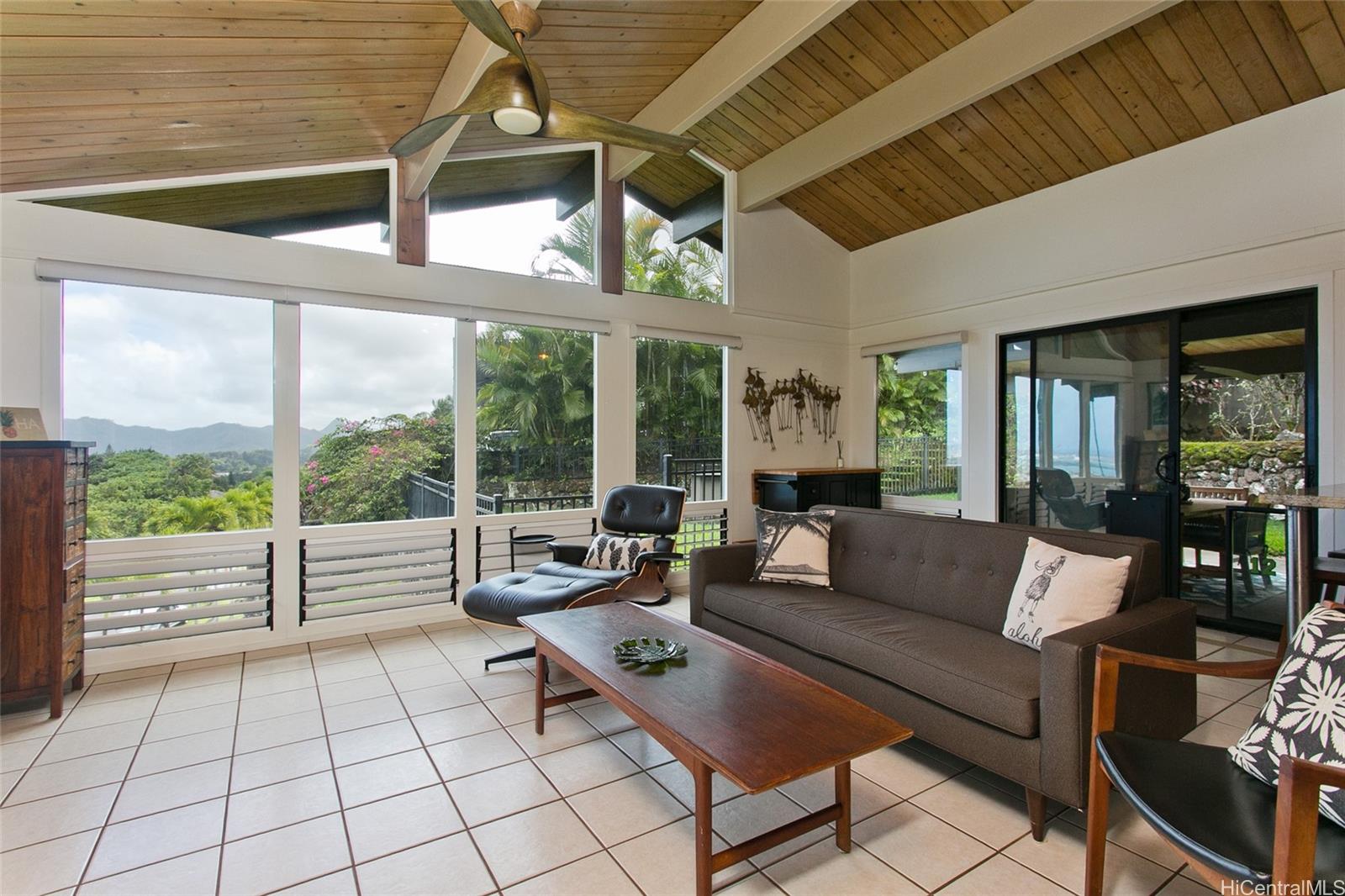 46-450  Hulupala Place Haiku Plantation, Kaneohe home - photo 8 of 24