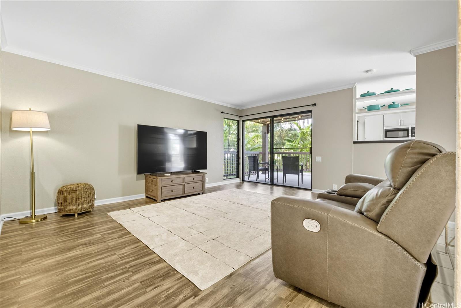 Puu Alii 2-2 condo # 2216, Kaneohe, Hawaii - photo 2 of 16