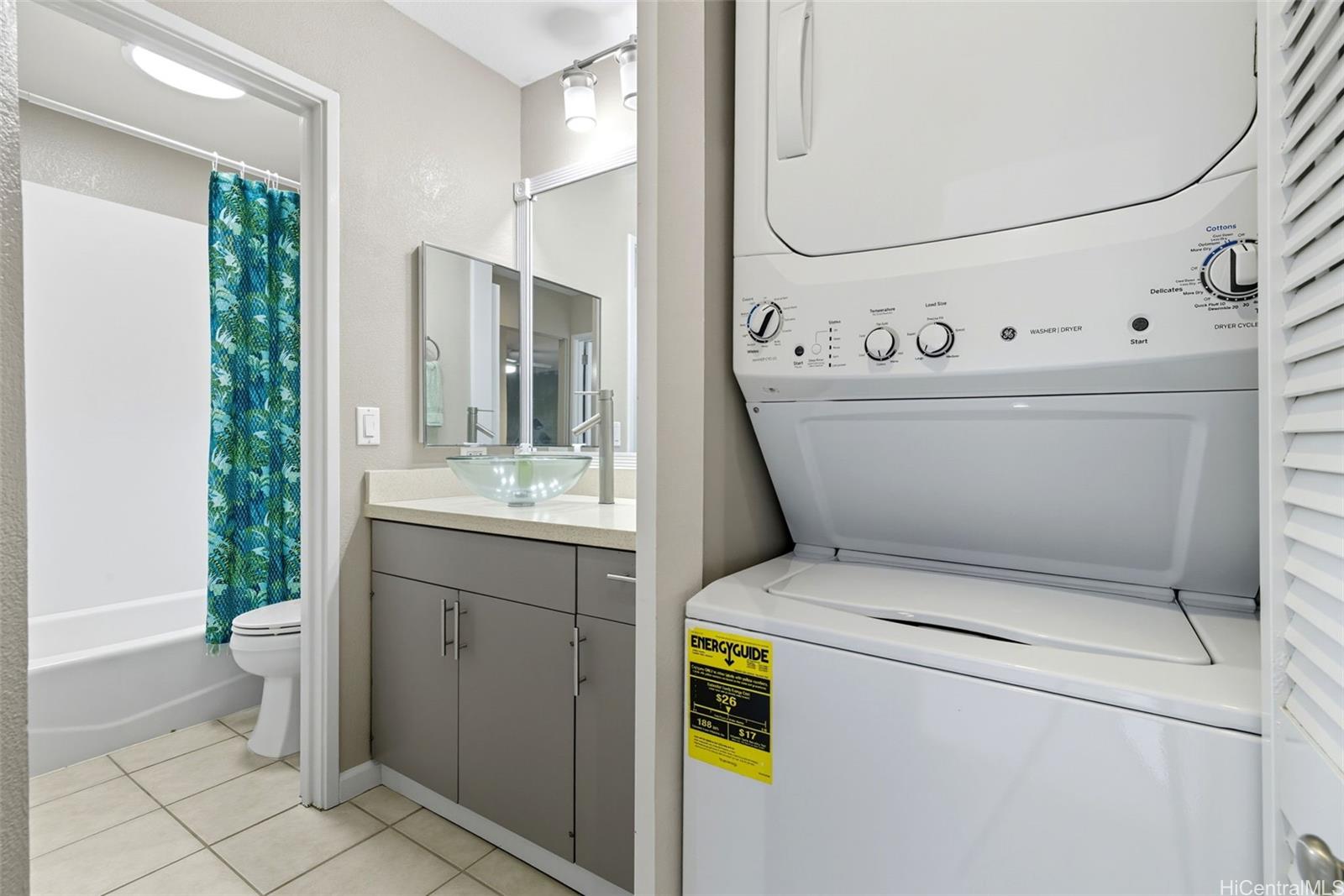 Puu Alii 2-2 condo # 2216, Kaneohe, Hawaii - photo 4 of 16