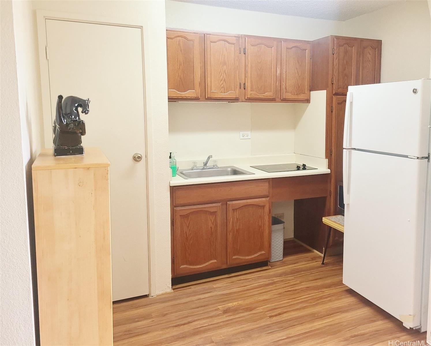 465 Kapahulu Ave 2F Honolulu Hawaii Rental 465 Kapahulu