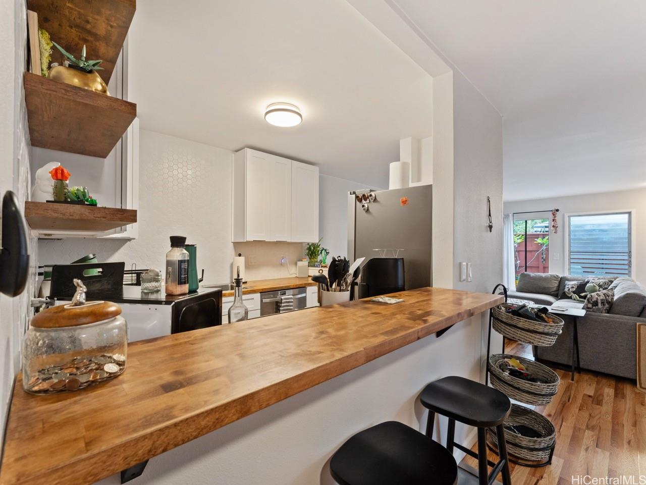 46-63 Emepela Place townhouse # P205, Kaneohe, Hawaii - photo 4 of 25