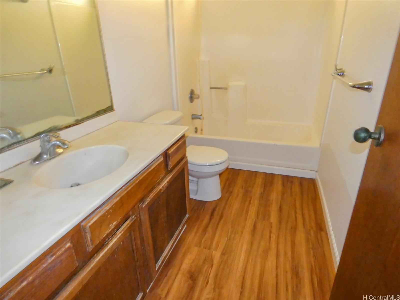 46-63 Emepela Place townhouse # U206, Kaneohe, Hawaii - photo 8 of 11