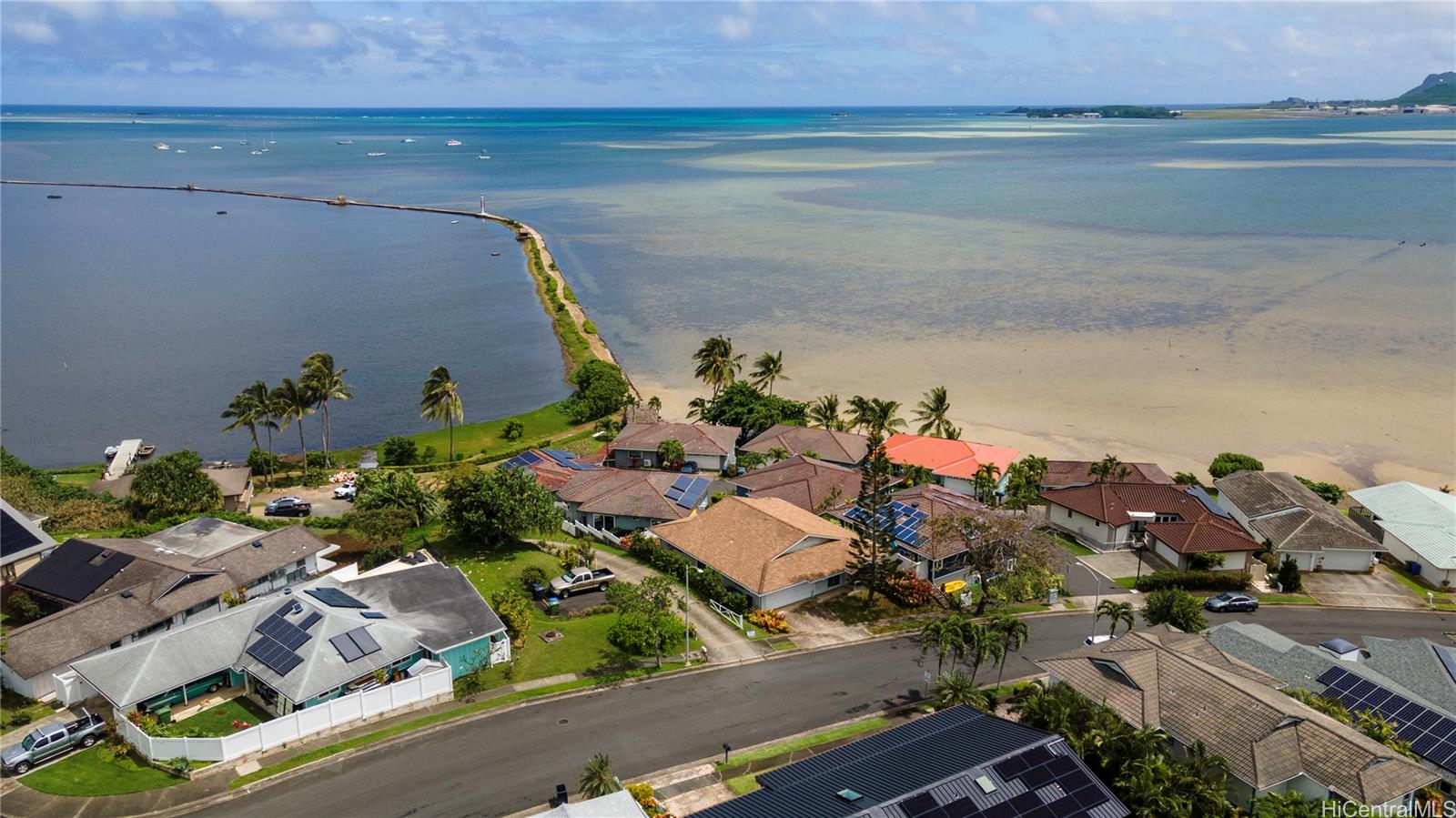 46-71  Ipuka St Alii Bluffs, Kaneohe home - photo 5 of 24