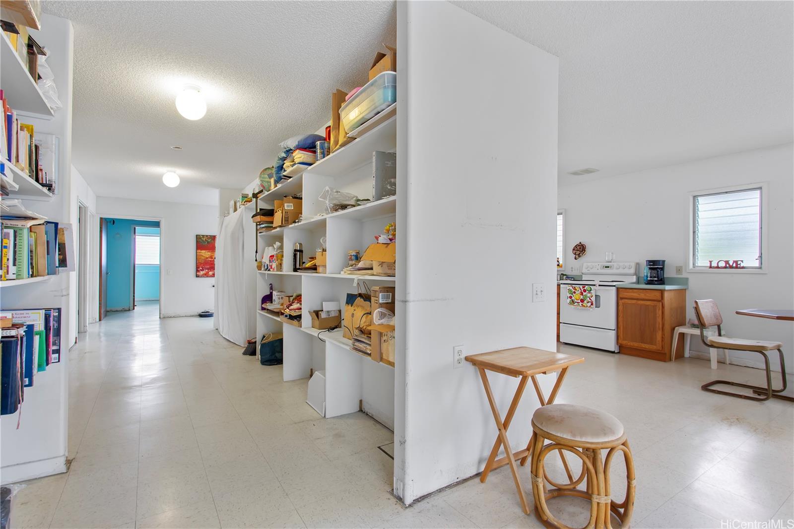 46-71  Ipuka St Alii Bluffs, Kaneohe home - photo 8 of 24