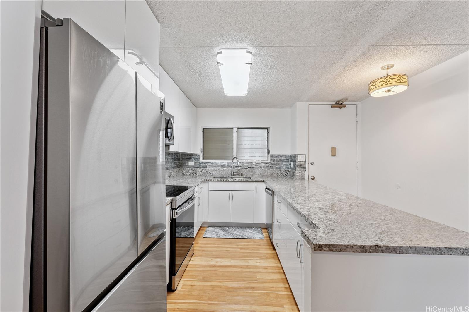 Waipuna condo # 1111, Honolulu, Hawaii - photo 5 of 19