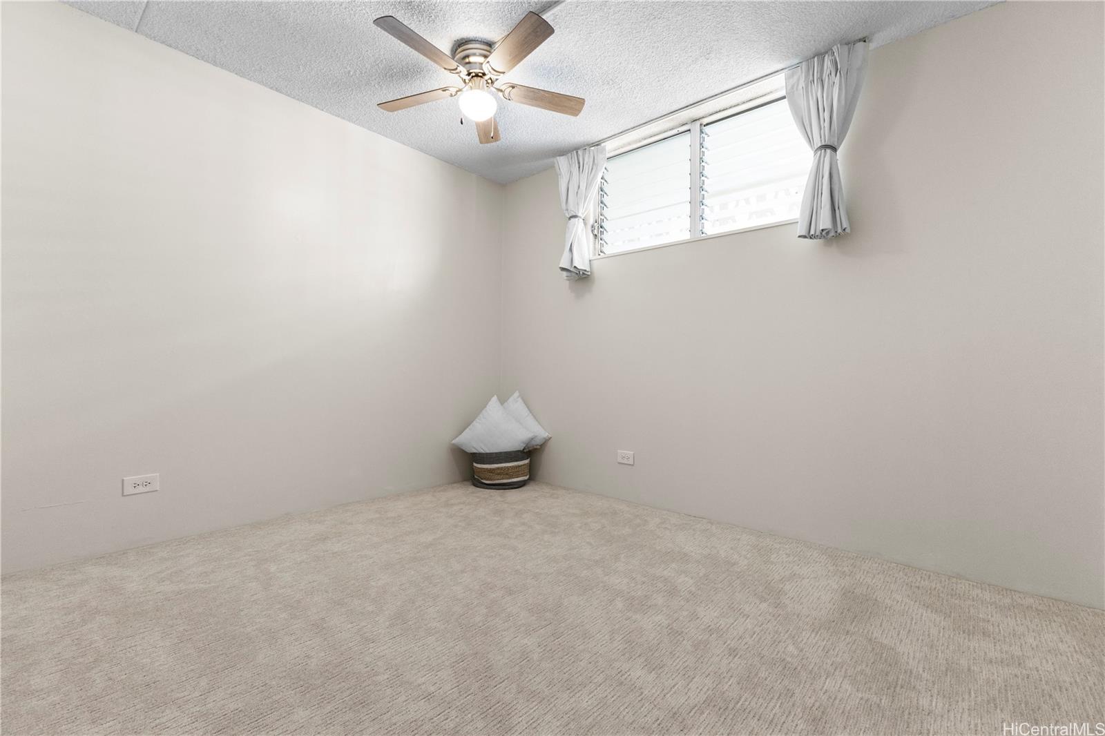 Waipuna condo # 1508, Honolulu, Hawaii - photo 16 of 25