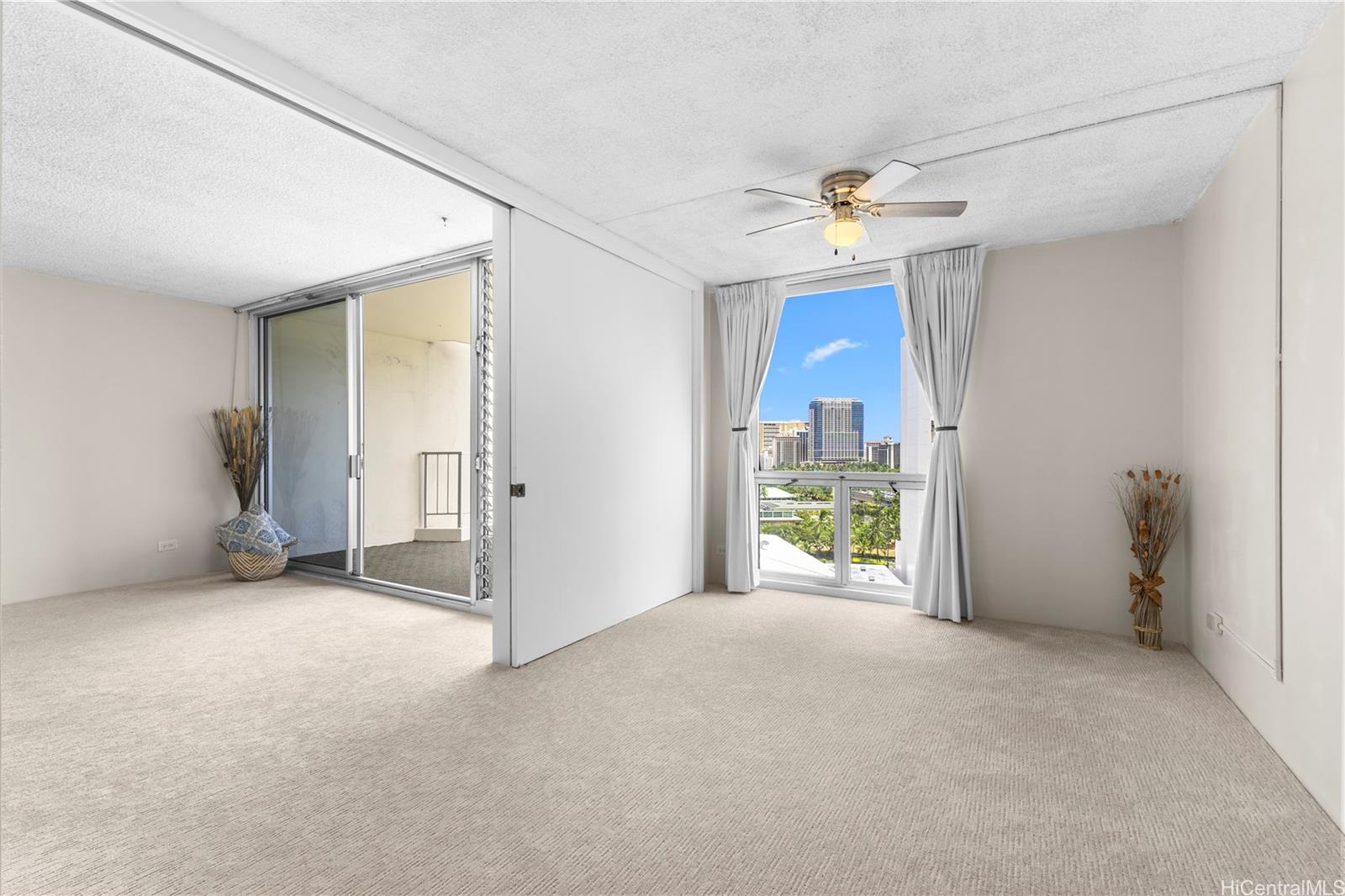 Waipuna condo # 1508, Honolulu, Hawaii - photo 8 of 25