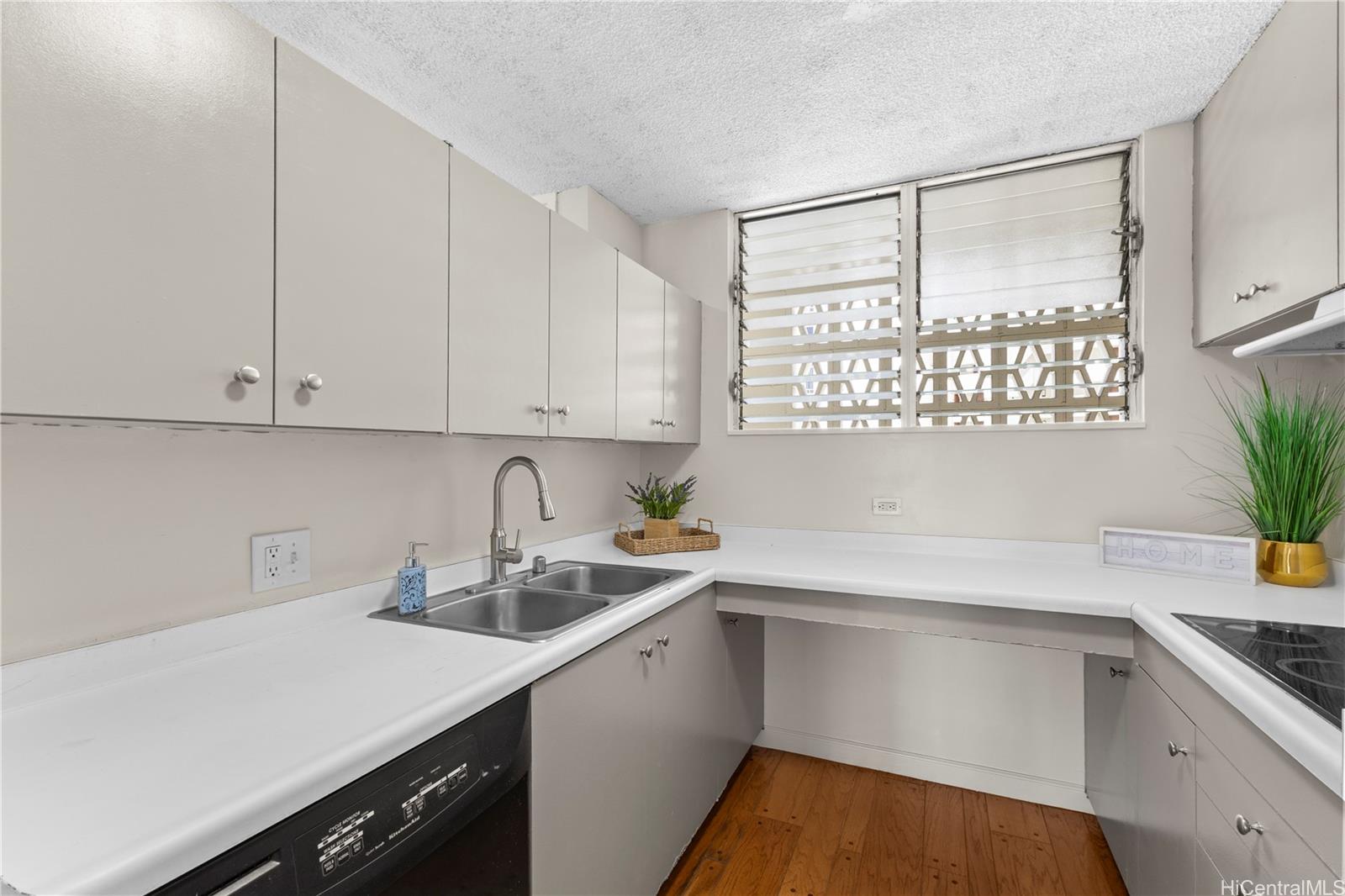 Waipuna condo # 1508, Honolulu, Hawaii - photo 9 of 25