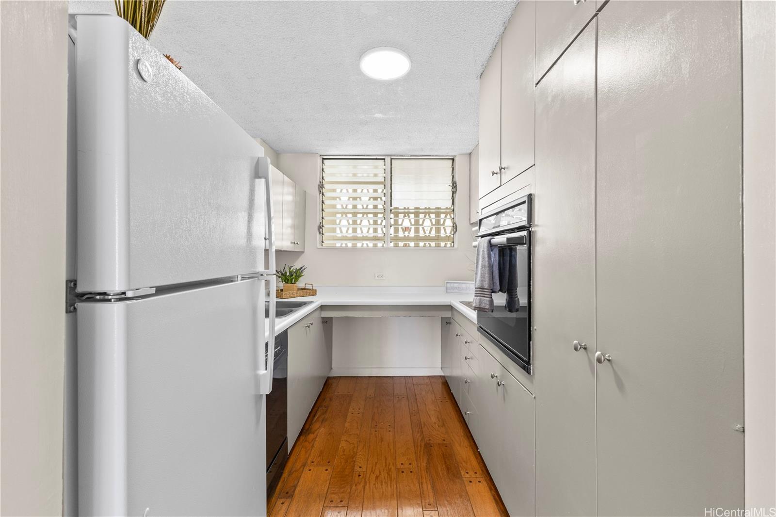 Waipuna condo # 1508, Honolulu, Hawaii - photo 10 of 25