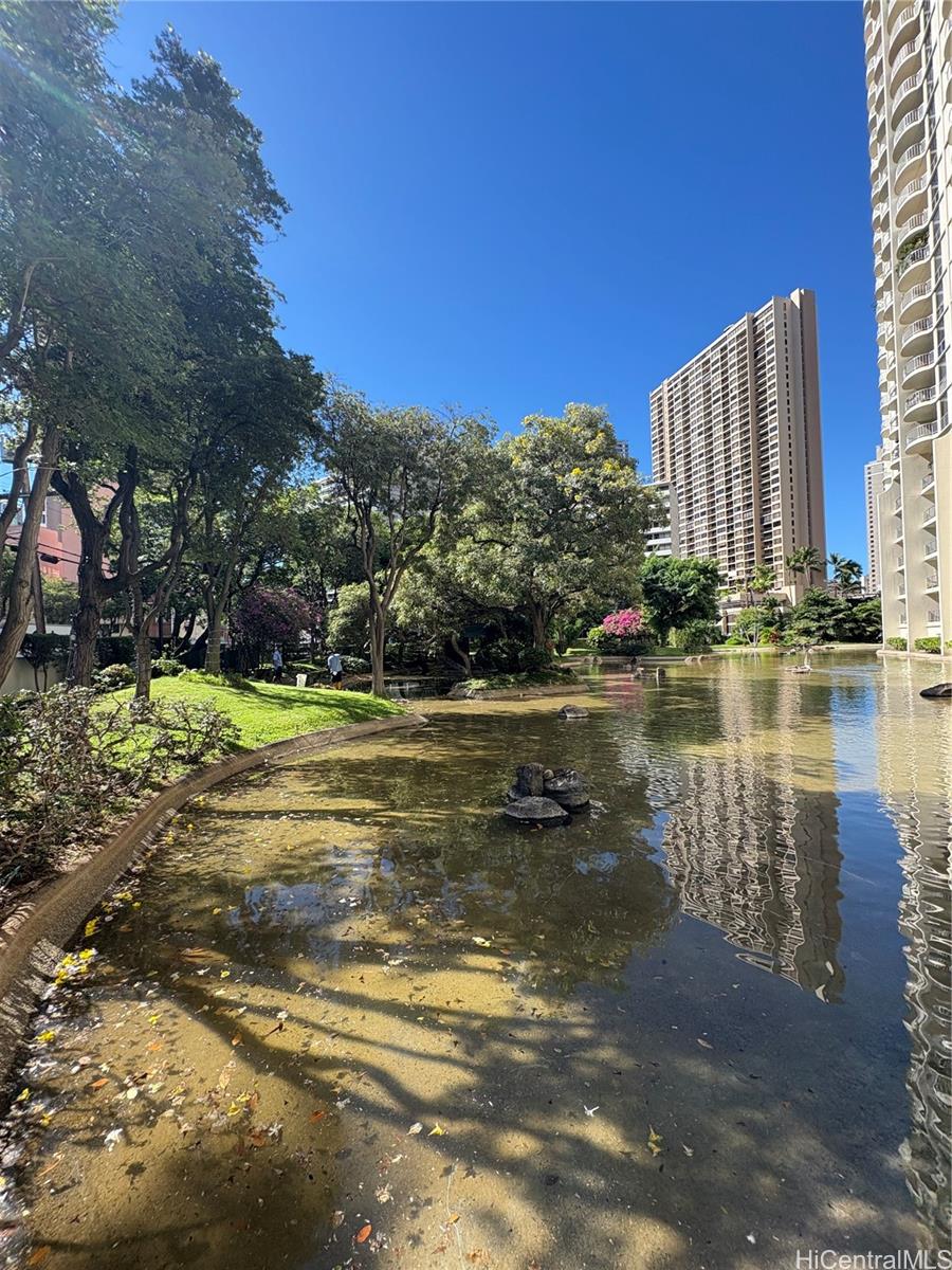 Waipuna condo # 1512, Honolulu, Hawaii - photo 15 of 16