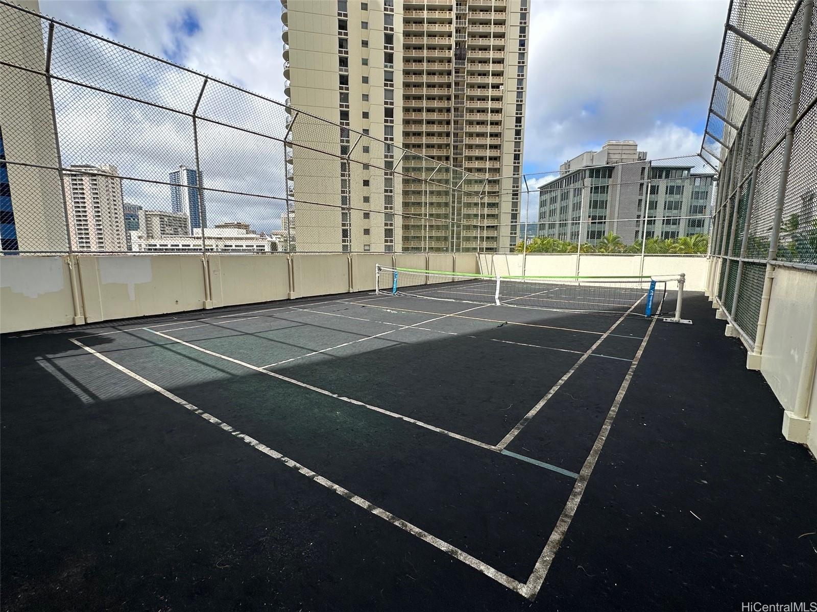 Waipuna condo # 1806, Honolulu, Hawaii - photo 18 of 25