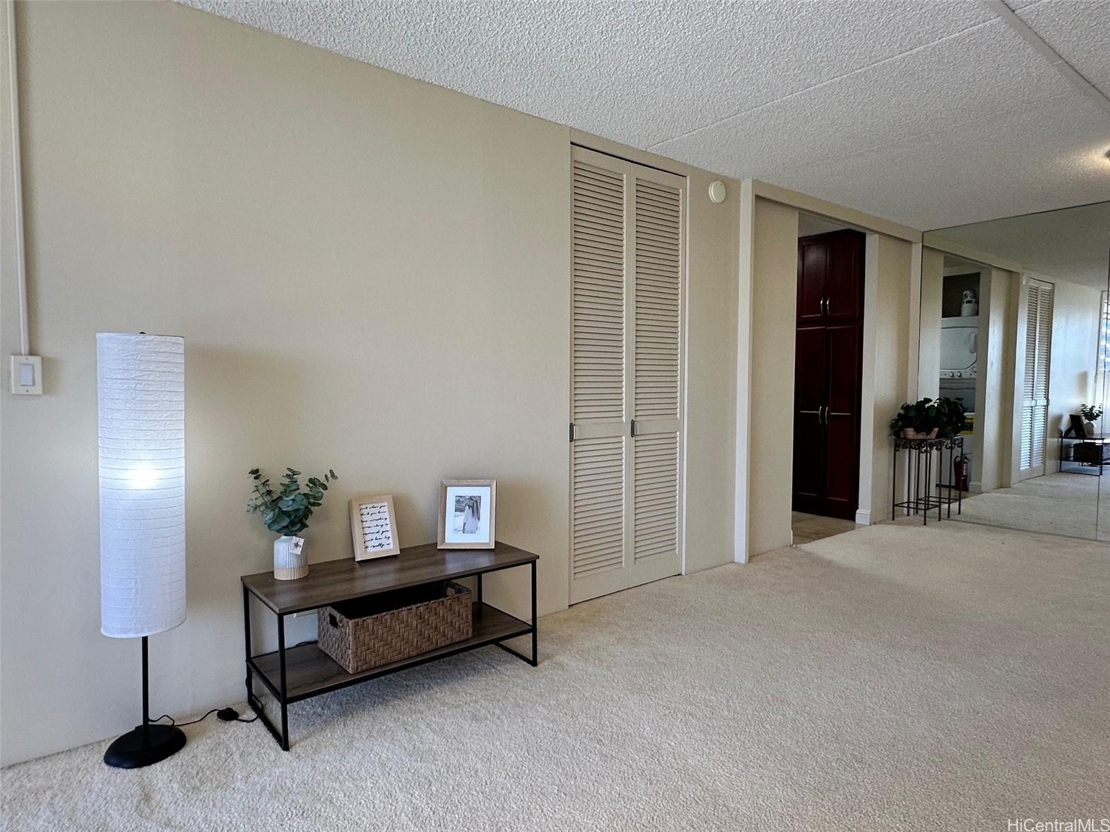 Waipuna condo # 1806, Honolulu, Hawaii - photo 4 of 25