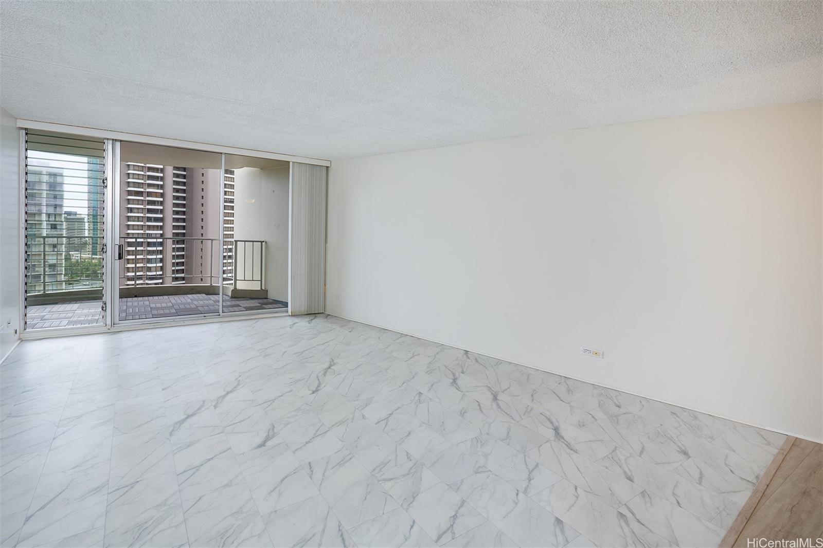 469 Ena Road Honolulu - Rental - photo 2 of 18
