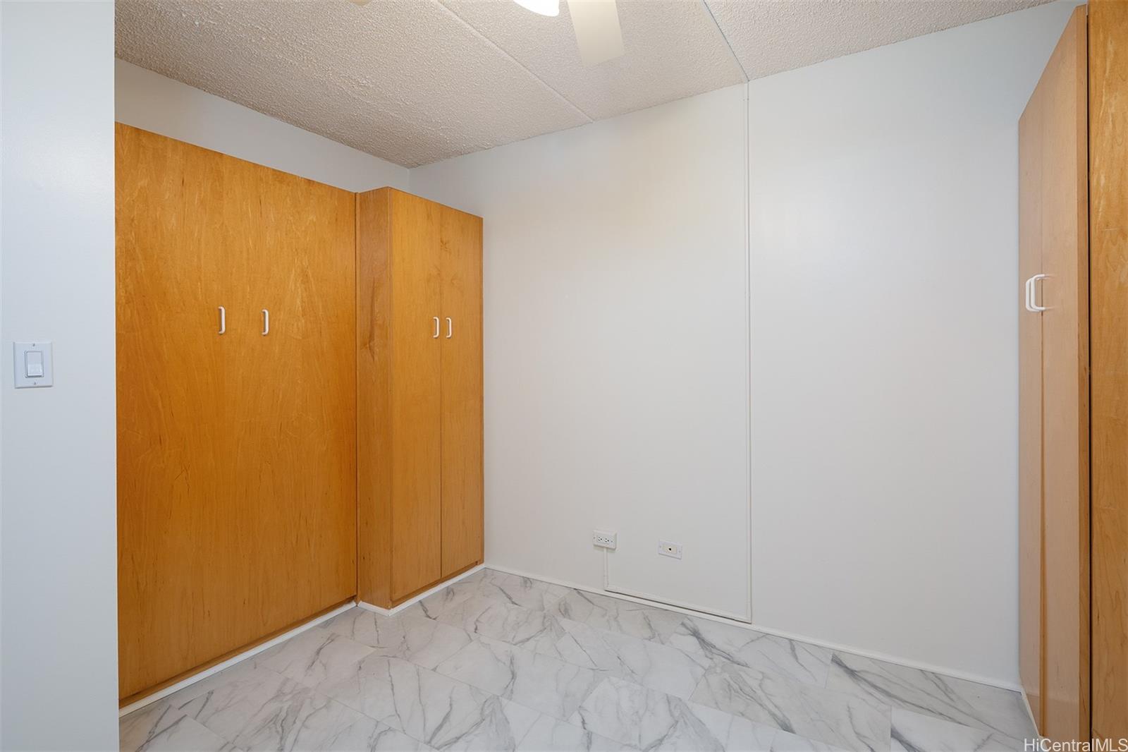 469 Ena Road Honolulu - Rental - photo 11 of 18
