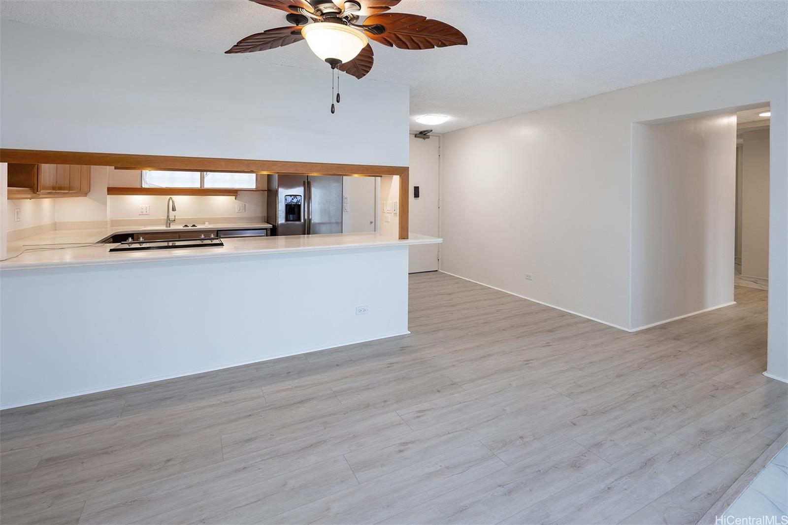 469 Ena Road Honolulu - Rental - photo 7 of 18