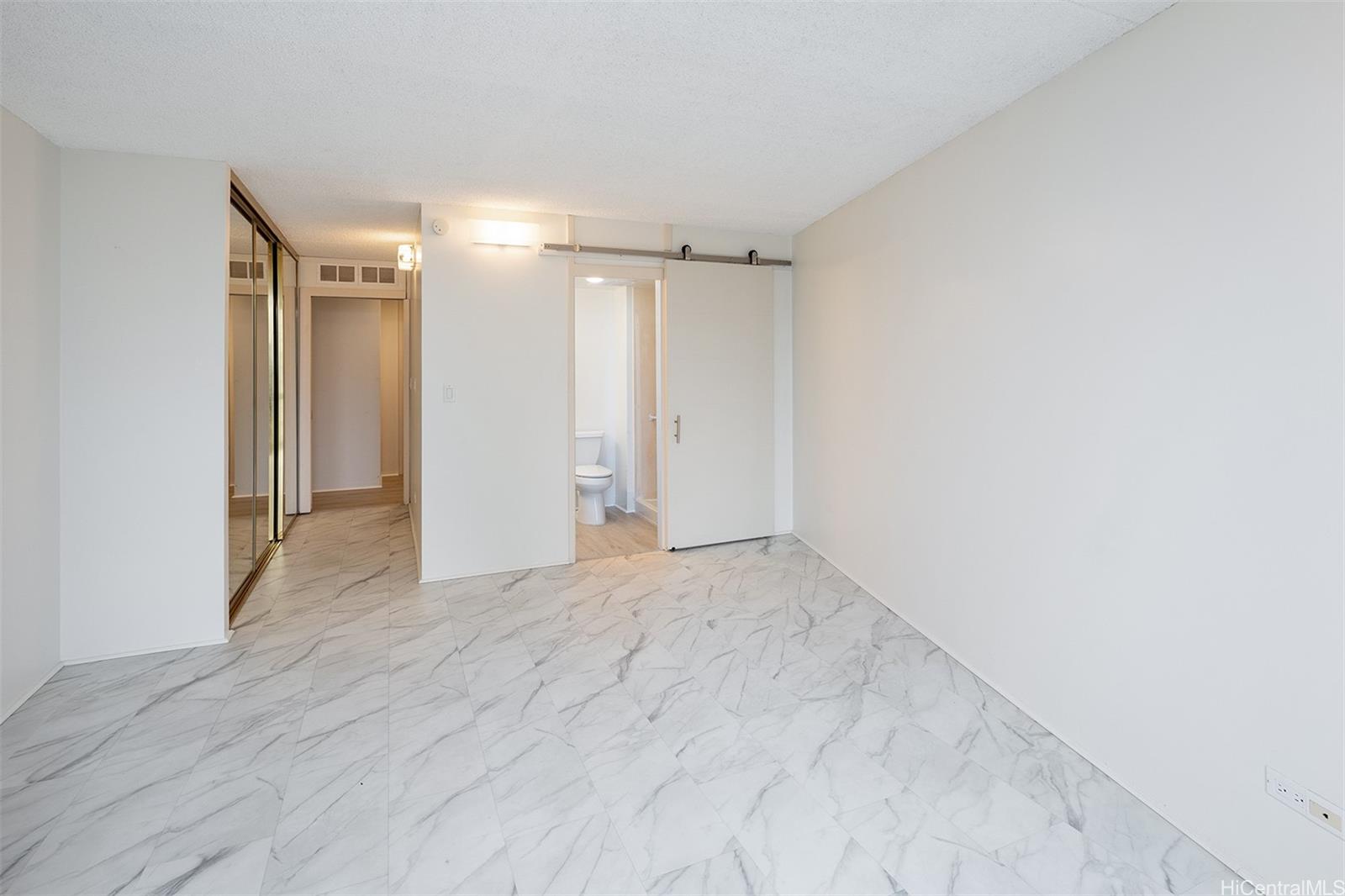 469 Ena Road Honolulu - Rental - photo 10 of 18