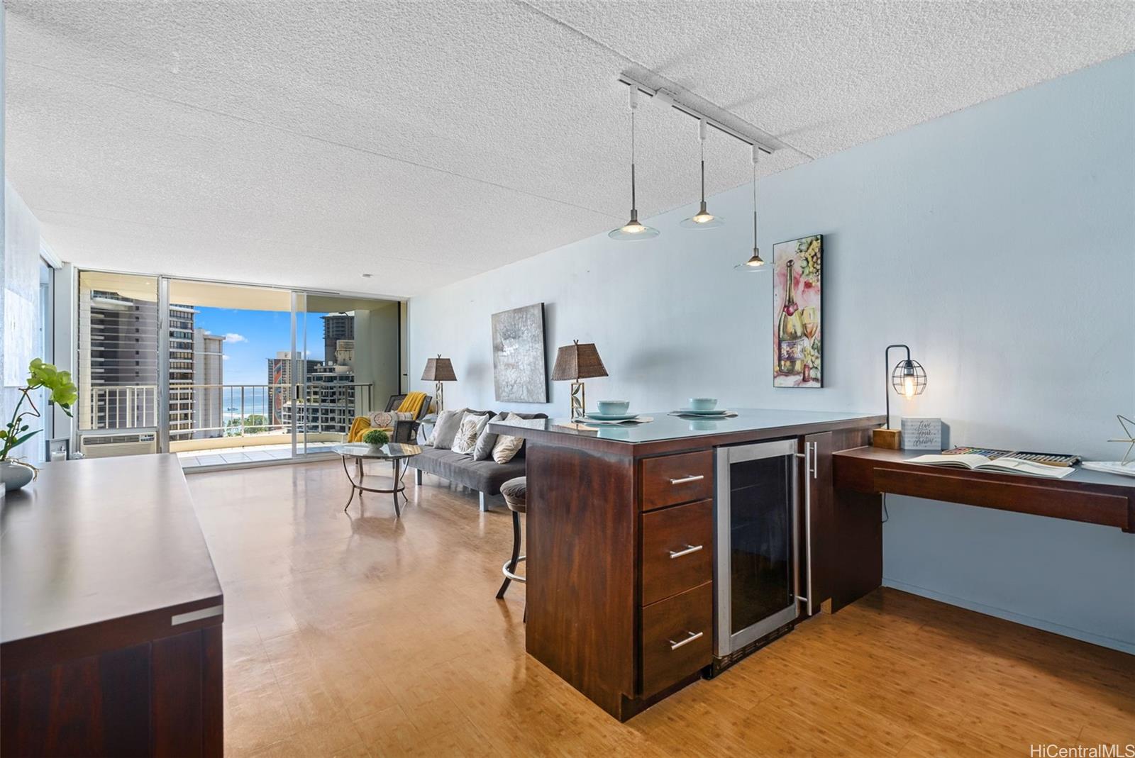 Waipuna 2411, 469 Ena Road, Honolulu Waikiki