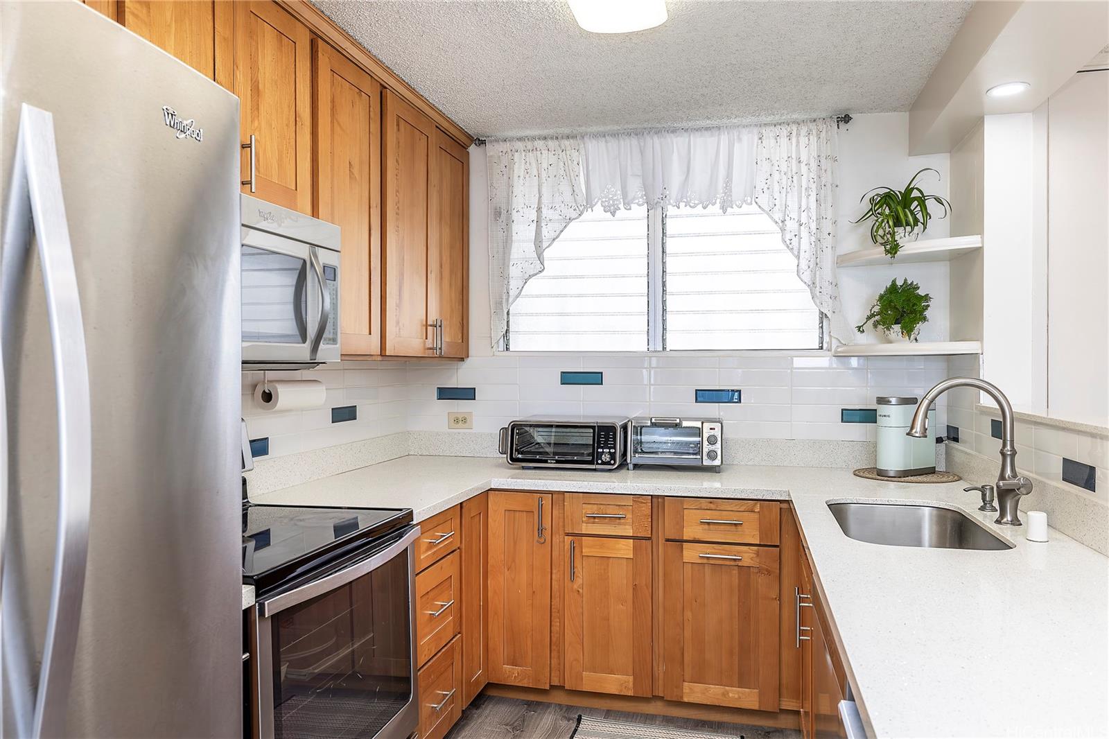 Waipuna condo # 2905, Honolulu, Hawaii - photo 4 of 25