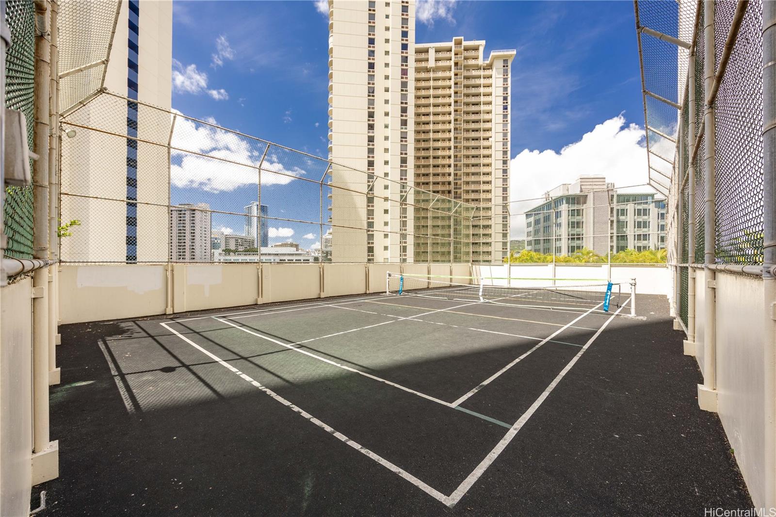 Waipuna condo # 309, Honolulu, Hawaii - photo 23 of 25