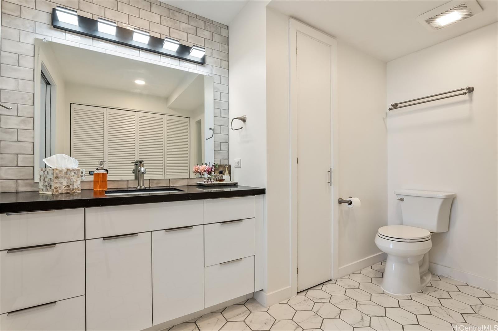 Waipuna condo # 3404, Honolulu, Hawaii - photo 14 of 25