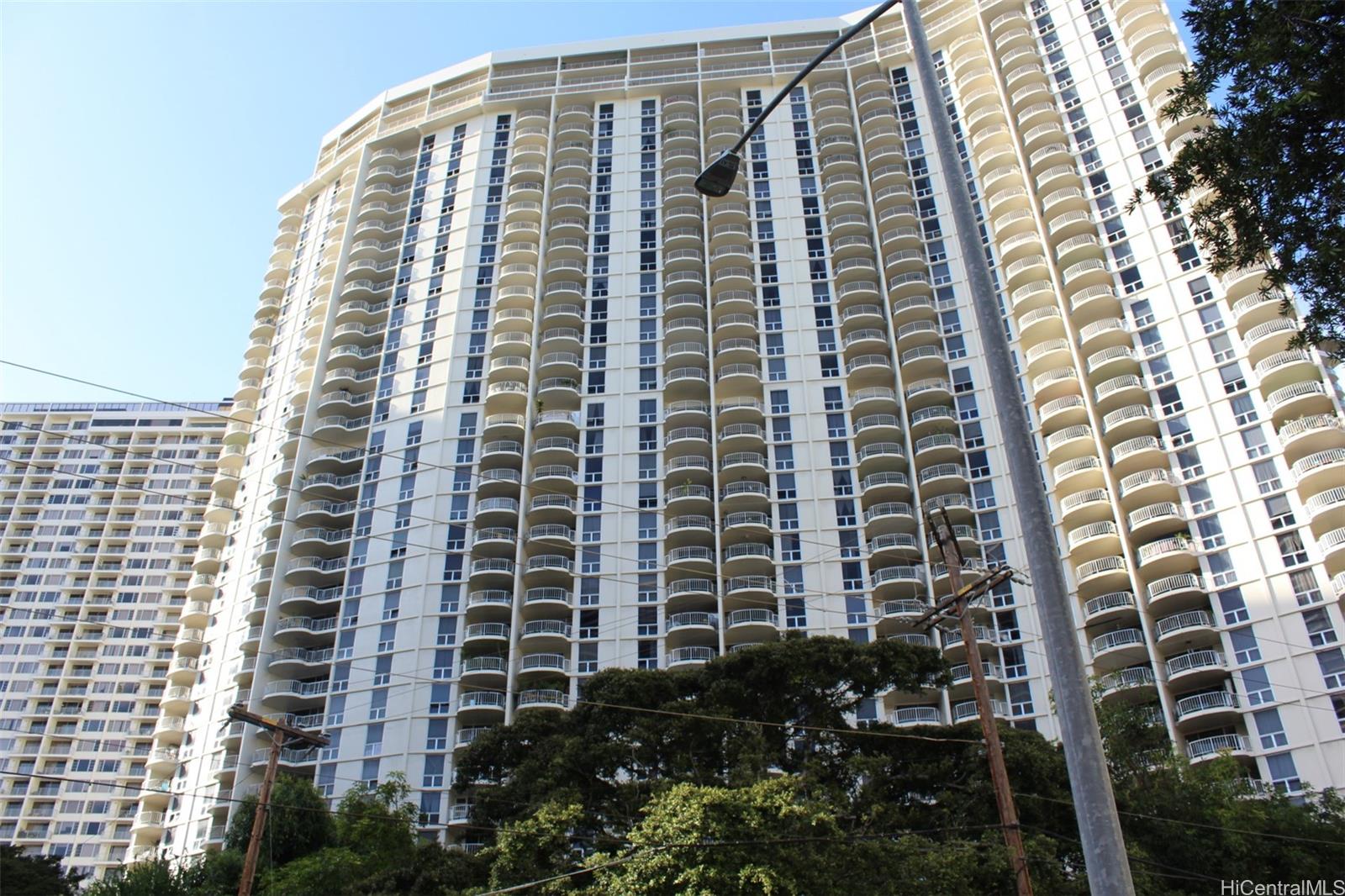 469 Ena Road 404 Honolulu Hawaii Rental Waipuna