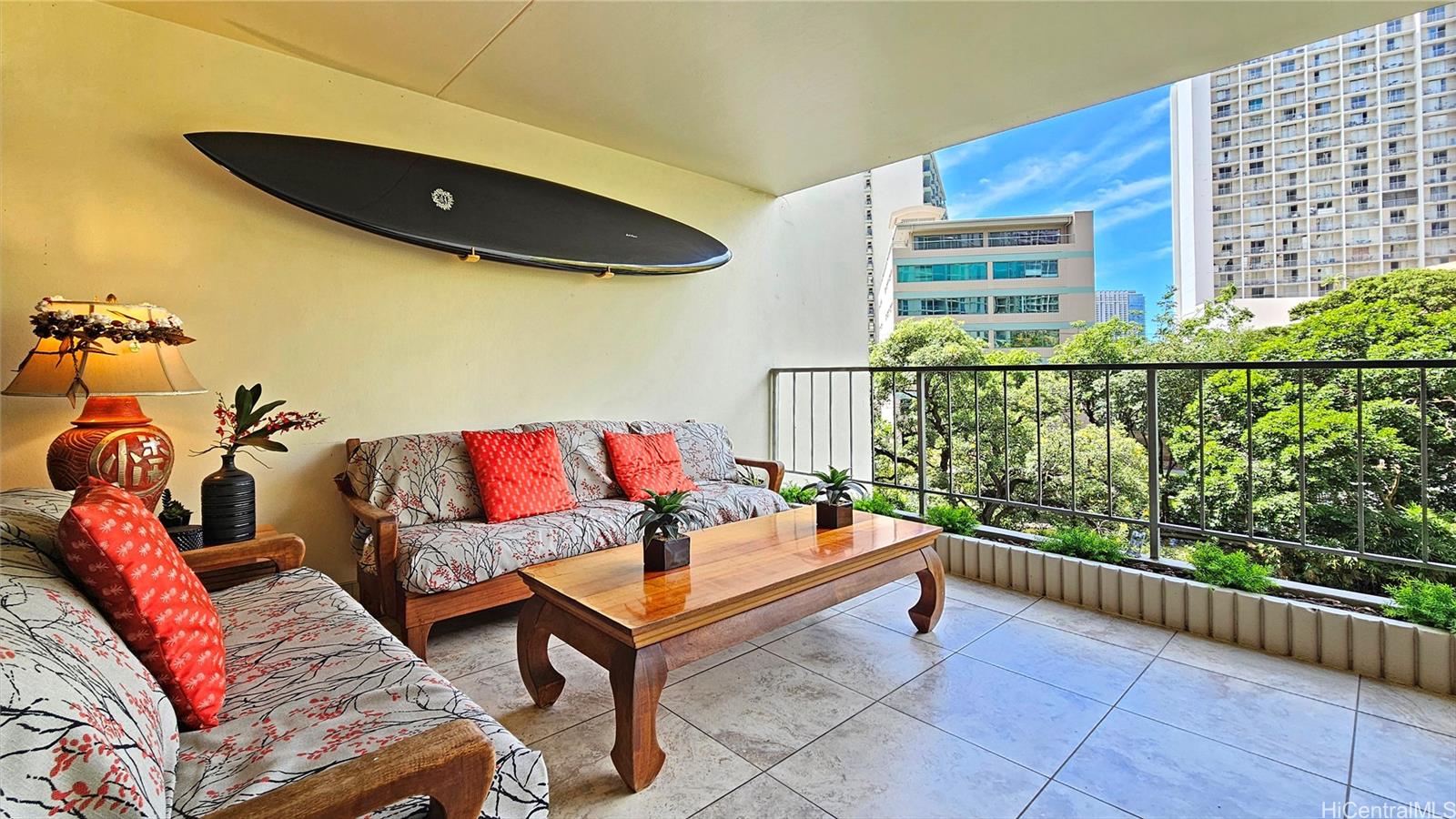 Waipuna condo # 405, Honolulu, Hawaii - photo 2 of 25