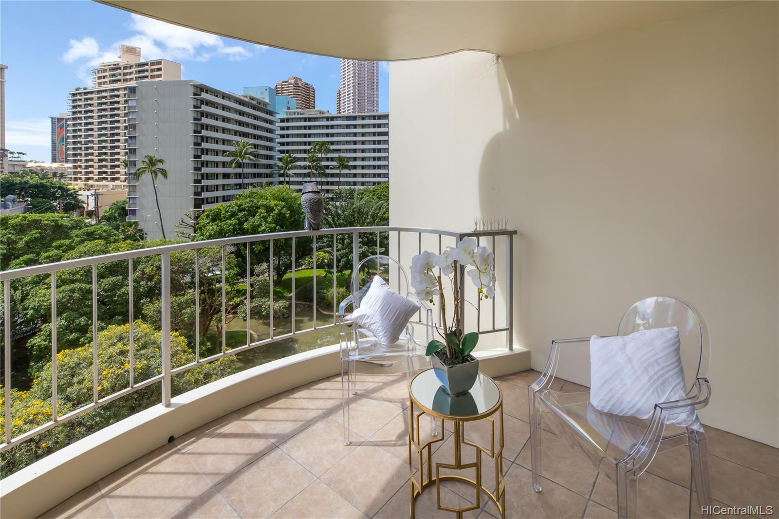 Waipuna 711, 469 Ena Road, Honolulu Waikiki