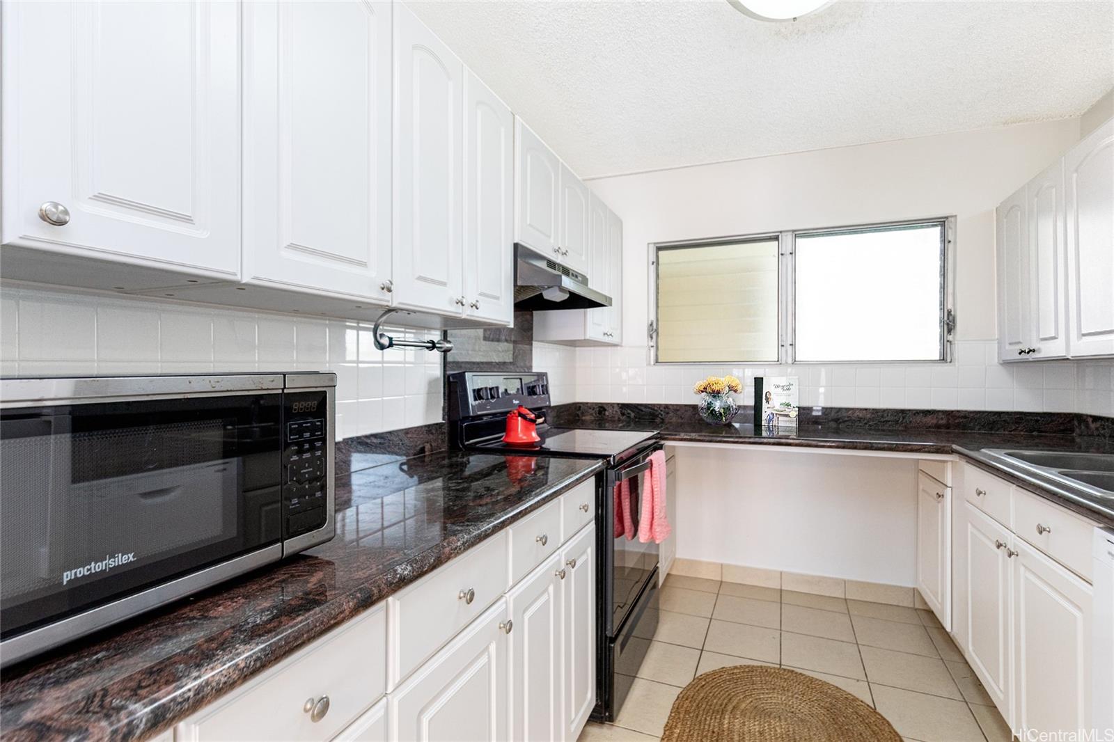 Waipuna condo # 811, Honolulu, Hawaii - photo 17 of 25