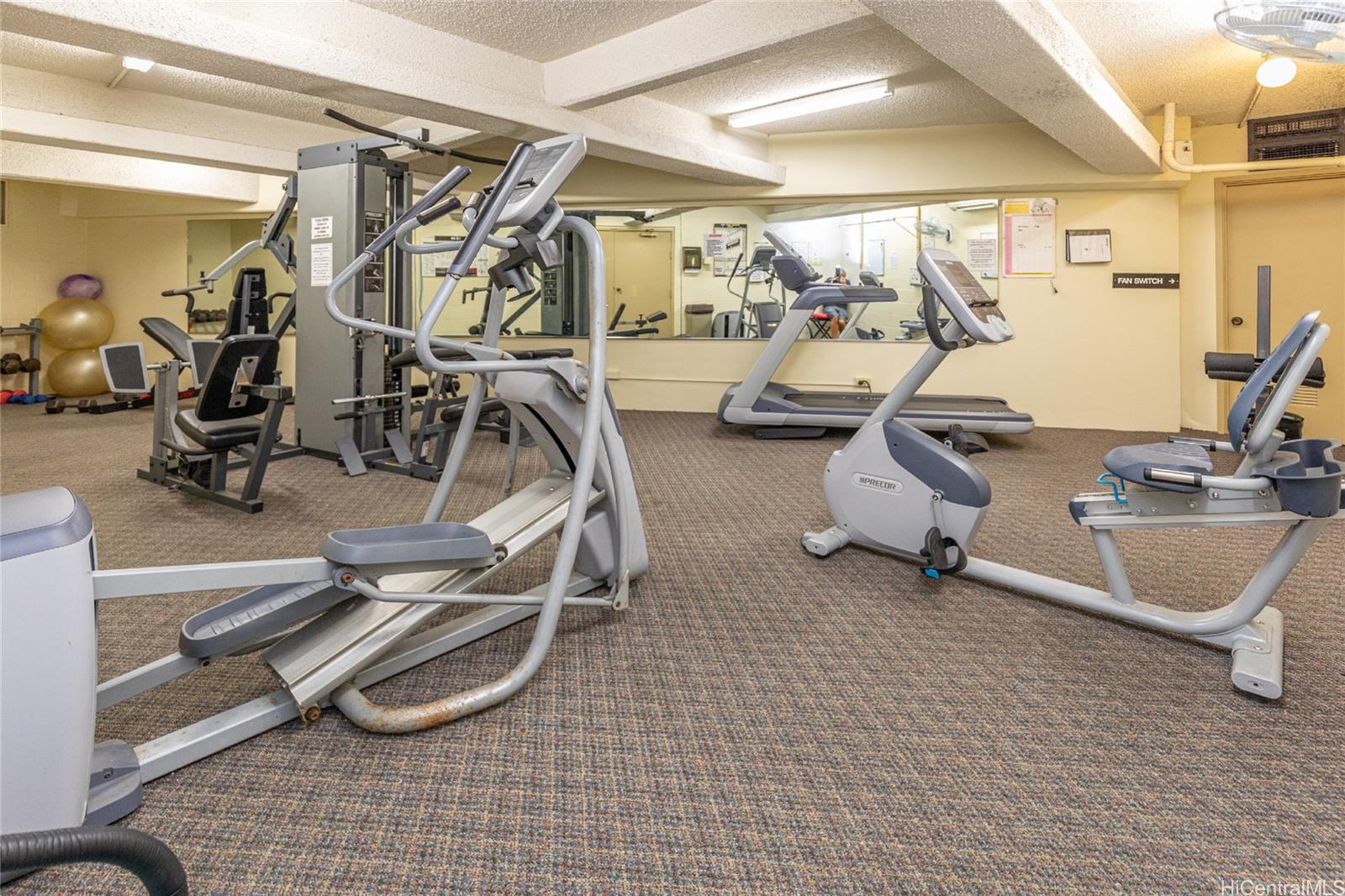 Waipuna condo # 811, Honolulu, Hawaii - photo 21 of 25