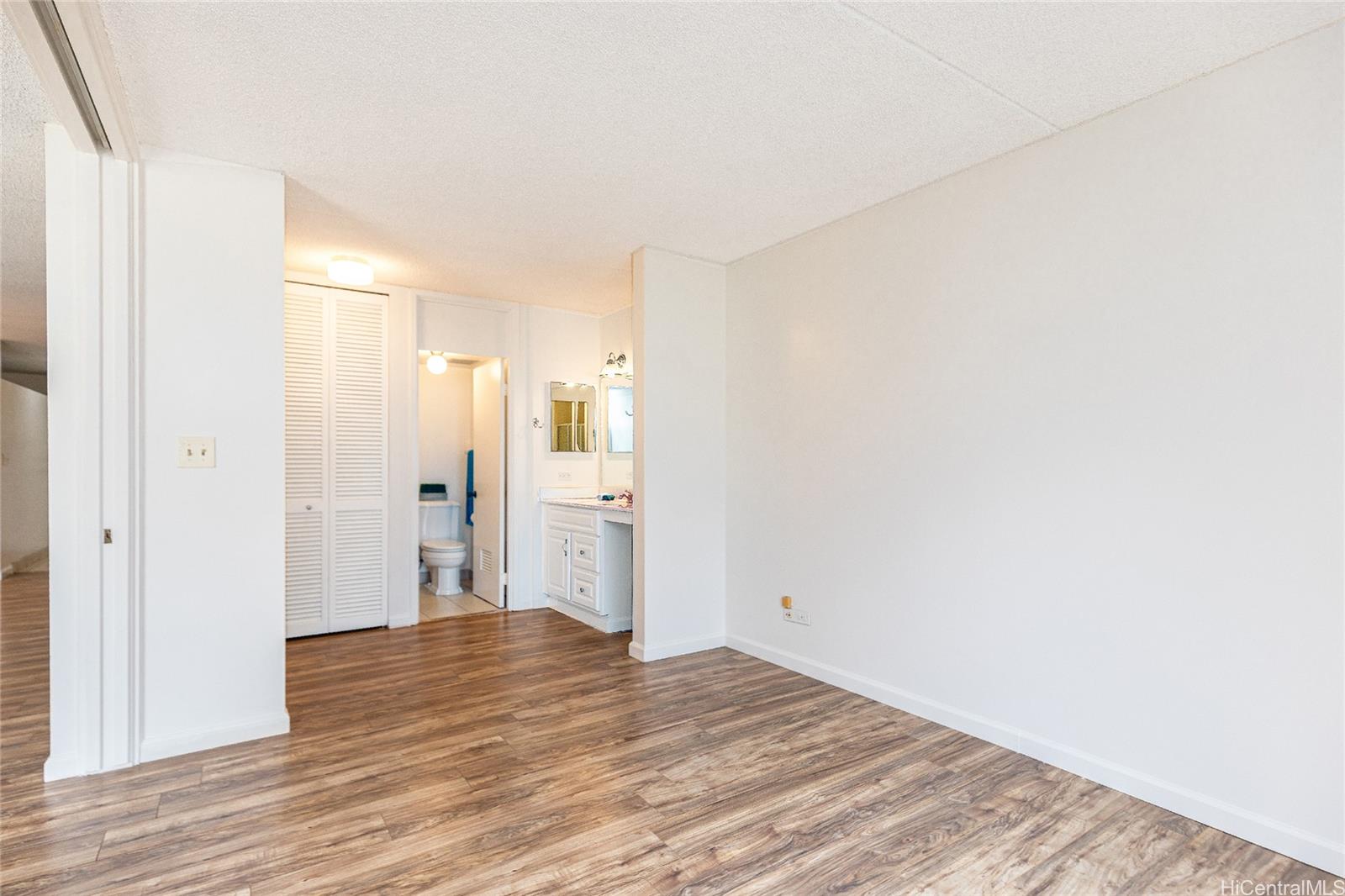 Waipuna condo # 811, Honolulu, Hawaii - photo 10 of 25