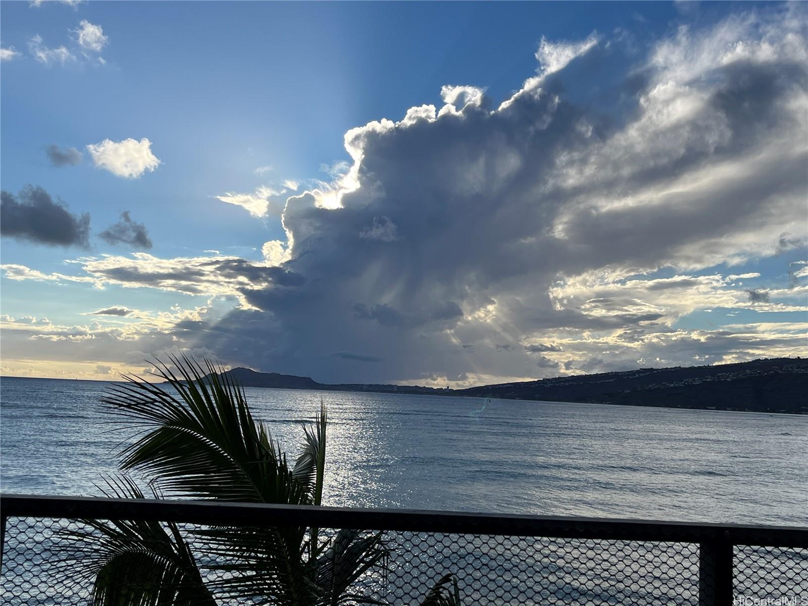 469  Portlock Road Portlock, Hawaii Kai home - photo 22 of 25