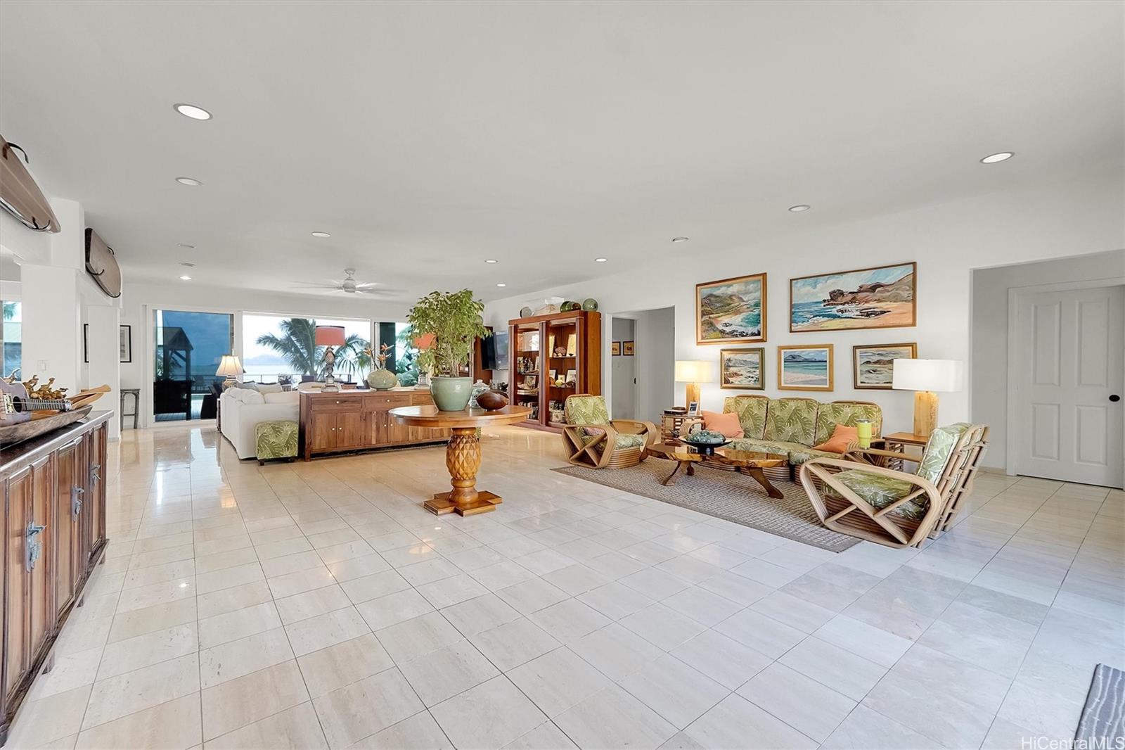 469  Portlock Road Portlock, Hawaii Kai home - photo 11 of 25