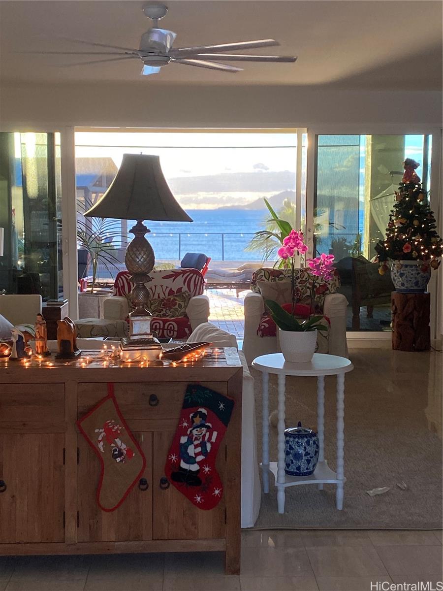 469  Portlock Road Portlock, Hawaii Kai home - photo 20 of 25