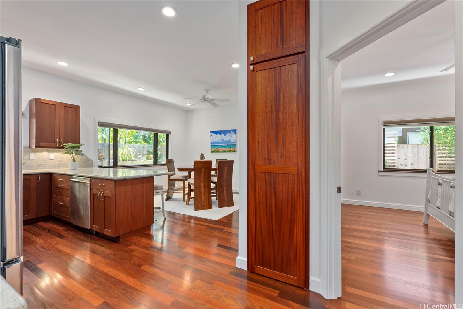 47  Kaapuni Drive Beachside, Kailua home - photo 24 of 25