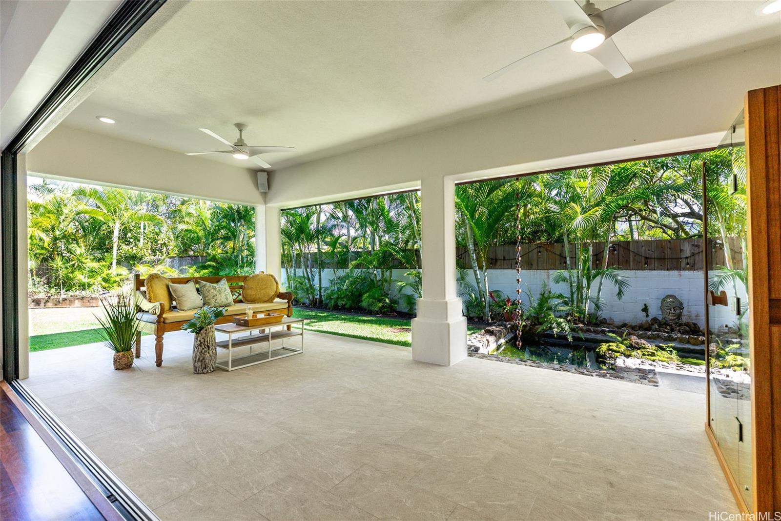 47  Kaapuni Drive Beachside, Kailua home - photo 8 of 25