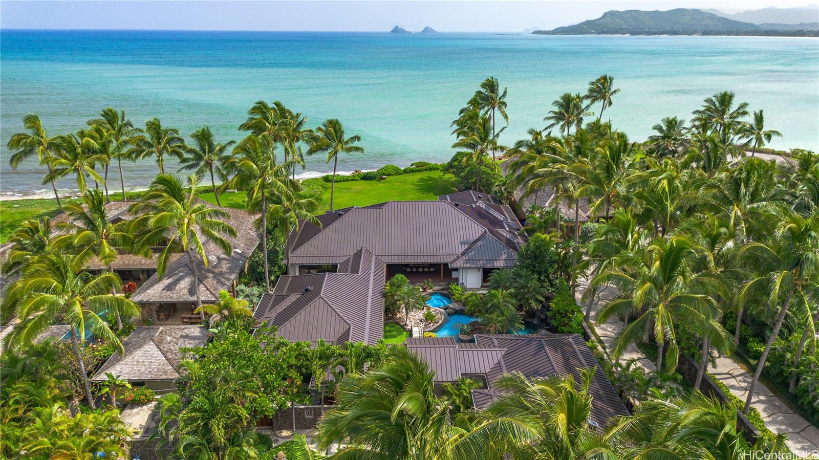 47  Kailuana Place Beachside, Kailua home - photo 3 of 25