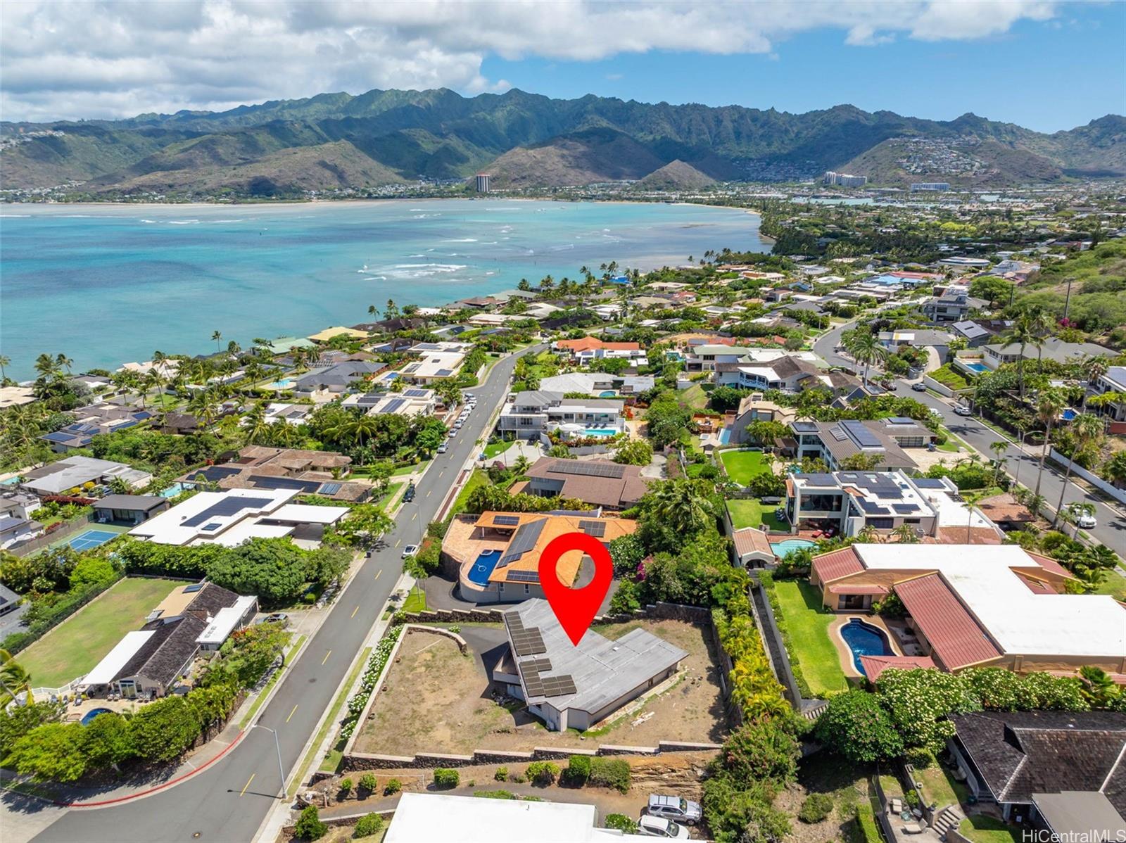 47  Poipu Drive Koko Kai, Hawaii Kai home - photo 2 of 25