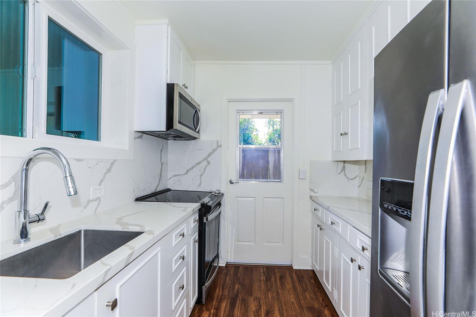 4711 Kahala Ave Honolulu - Rental - photo 5 of 25