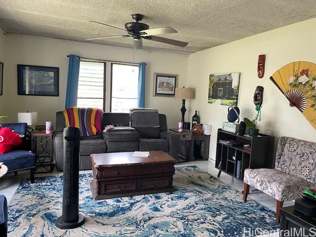 47-166  Wailehua Rd Kaalaea, Kaneohe home - photo 4 of 17