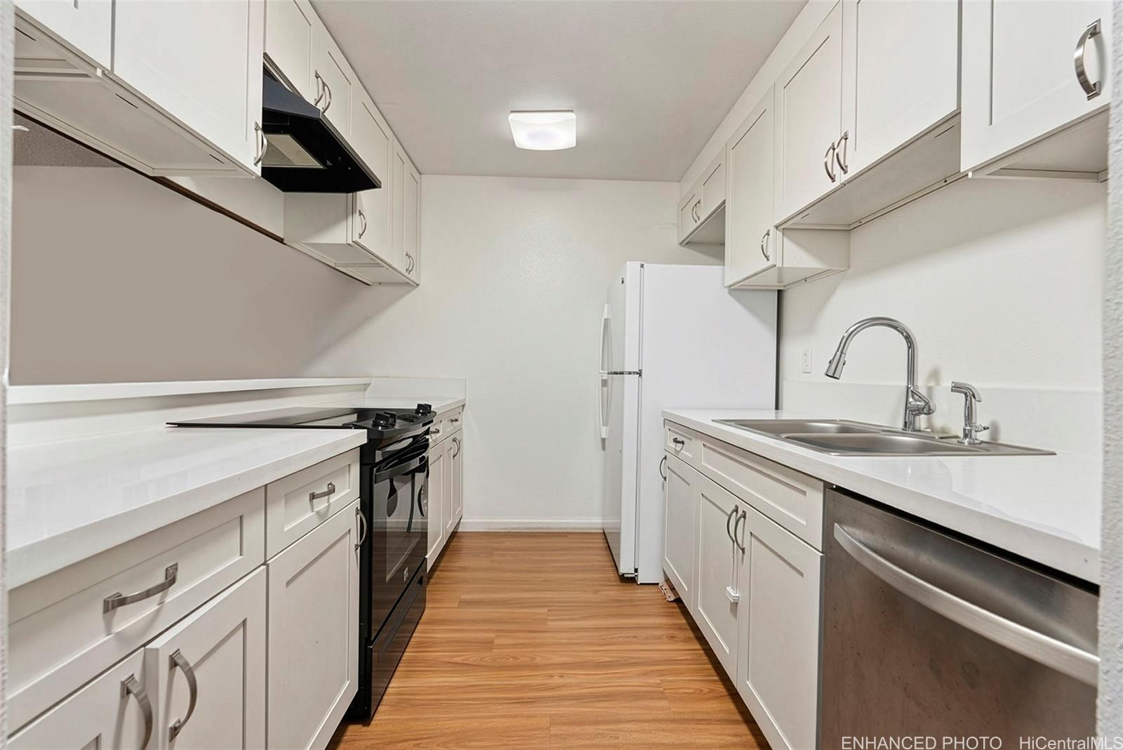 Hokuloa C condo # 41D, Kaneohe, Hawaii - photo 2 of 20